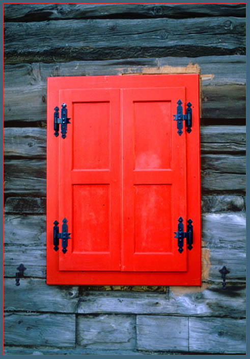 Una Persiana Rossa.jpg