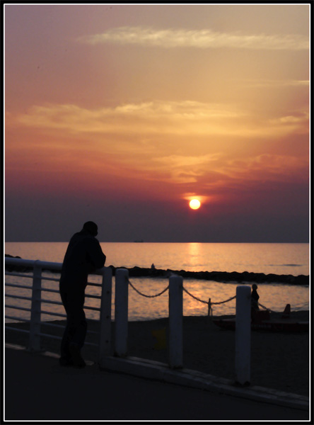 Uno Sguardo Al Tramonto.jpg