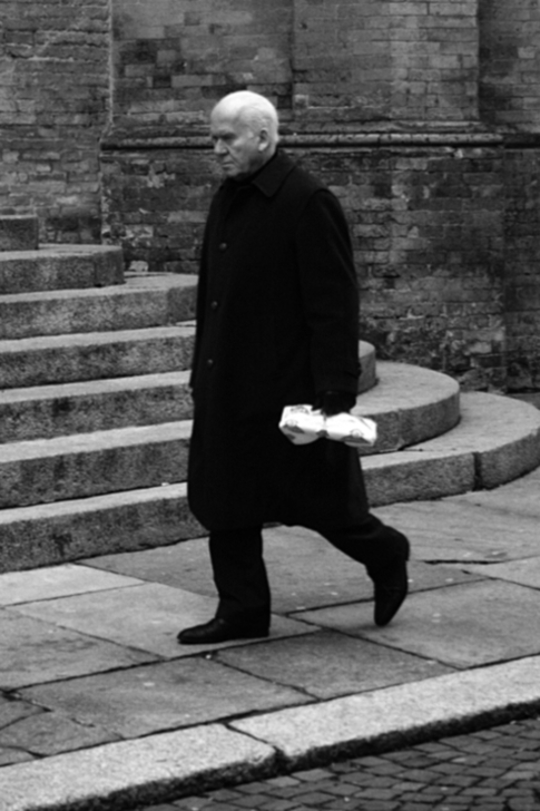 uomo_01.jpg