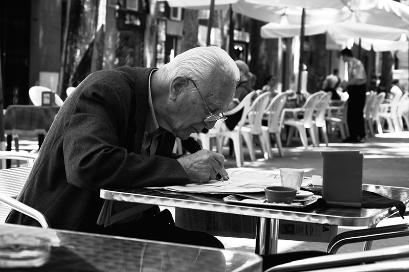 vecchio_bar_01_BW_800.jpg