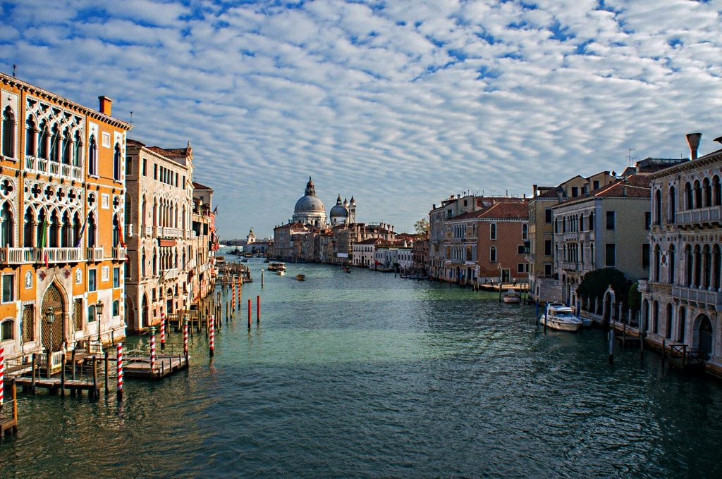 veneziamod.jpg