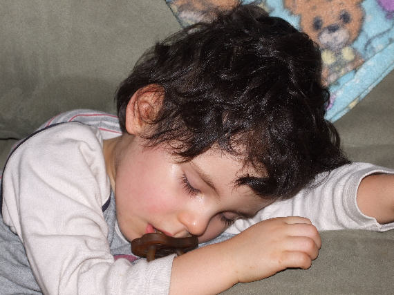 veronica dorme piccola.jpg