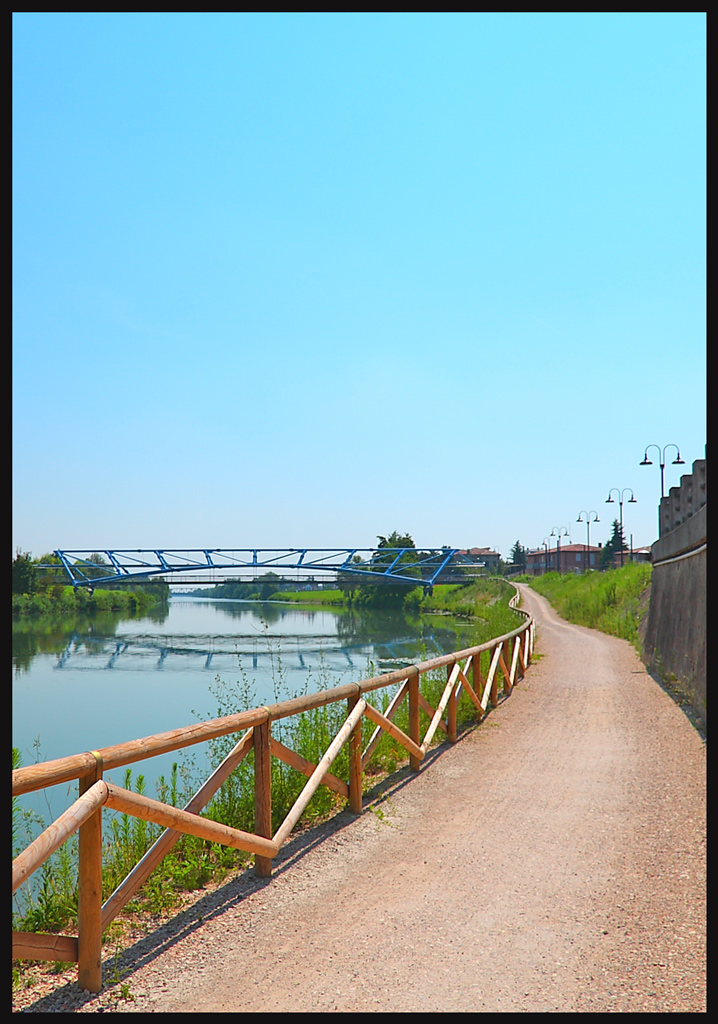 VERSO-IL-PONTE-BLU-2.JPG