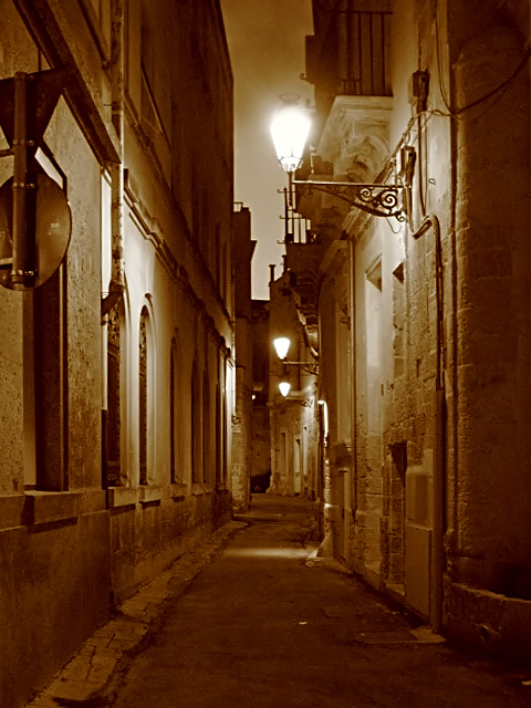 vicolo.jpg
