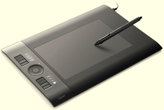 Wacom-Intuos4-M fronte.jpg