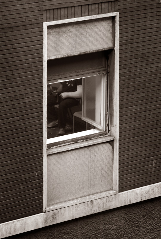waiting_web.jpg