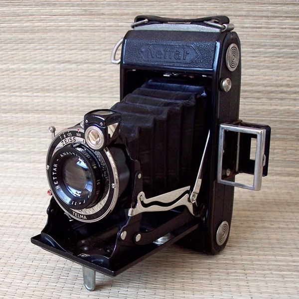 ZEISS IKON Nettar (Telma).jpg