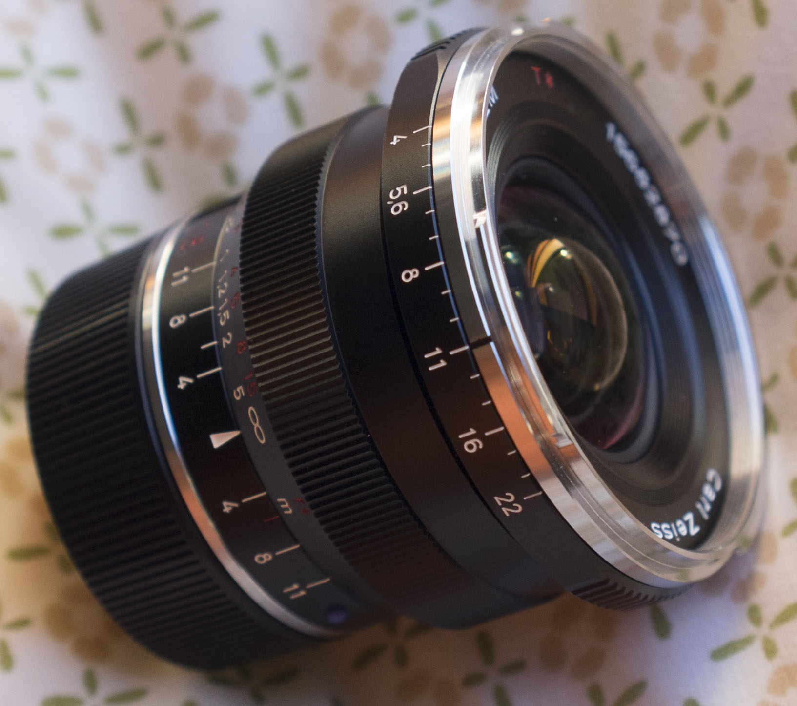 ZeissDistagonZM18f4_3.jpg